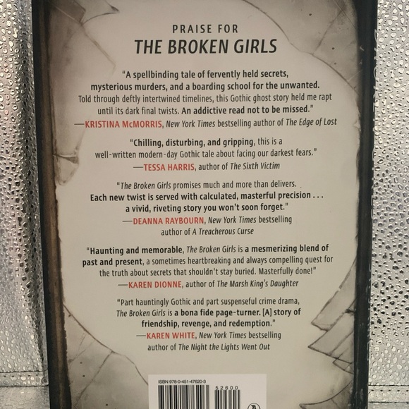 Book The Broken Girls Simone St James 1st Edition 2018 March - Picture 4 of 5